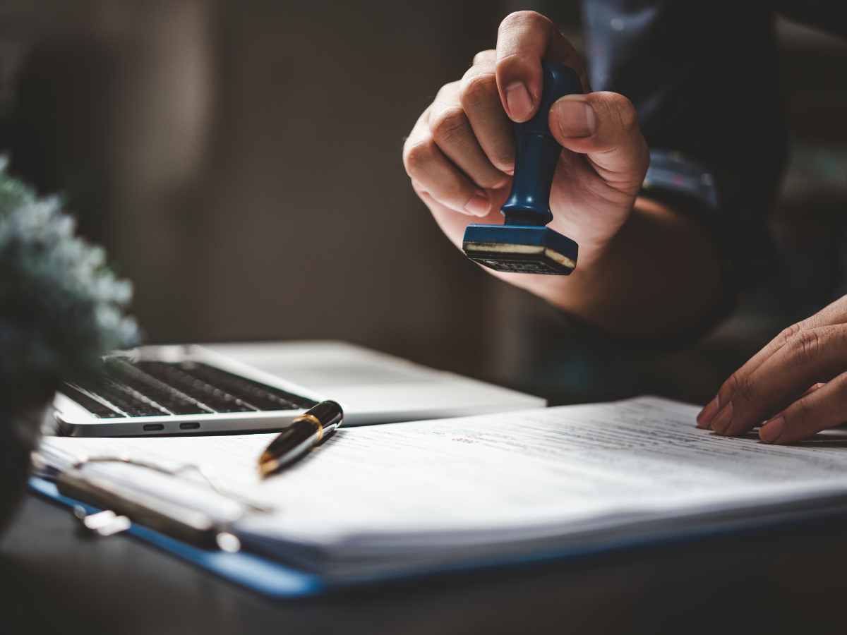 calm seas notary background pic 3